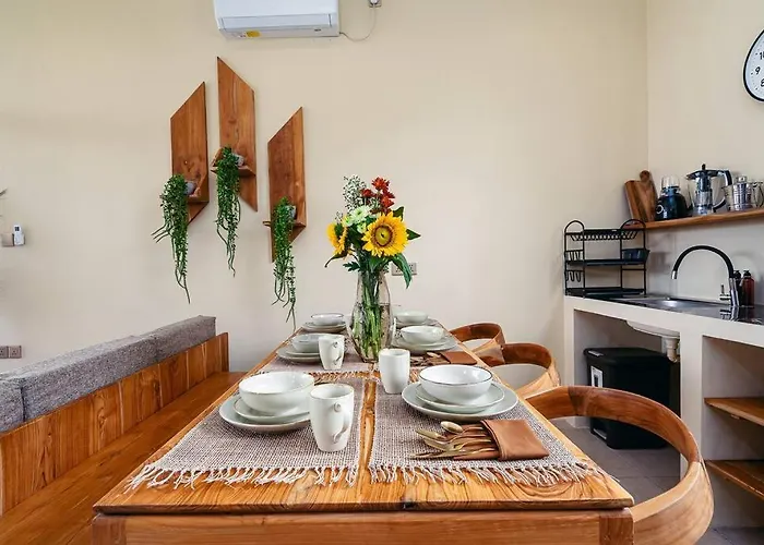 Aaya - 8 Min To Beach, Radiant With Rice Field View Villa