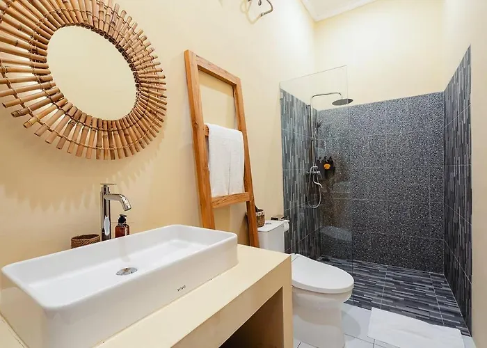 Villa Aaya - 8 Min To Beach, Radiant With Rice Field View *