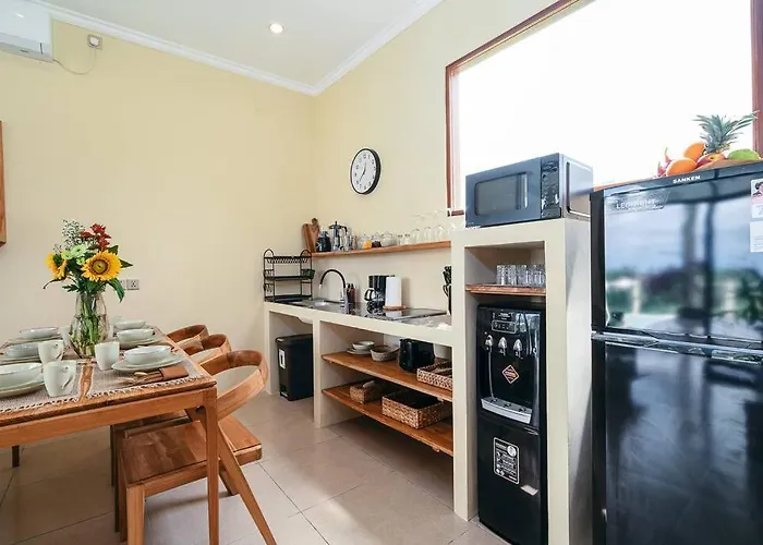 Aaya - 8 Min To Beach, Radiant With Rice Field View Villa Canggu